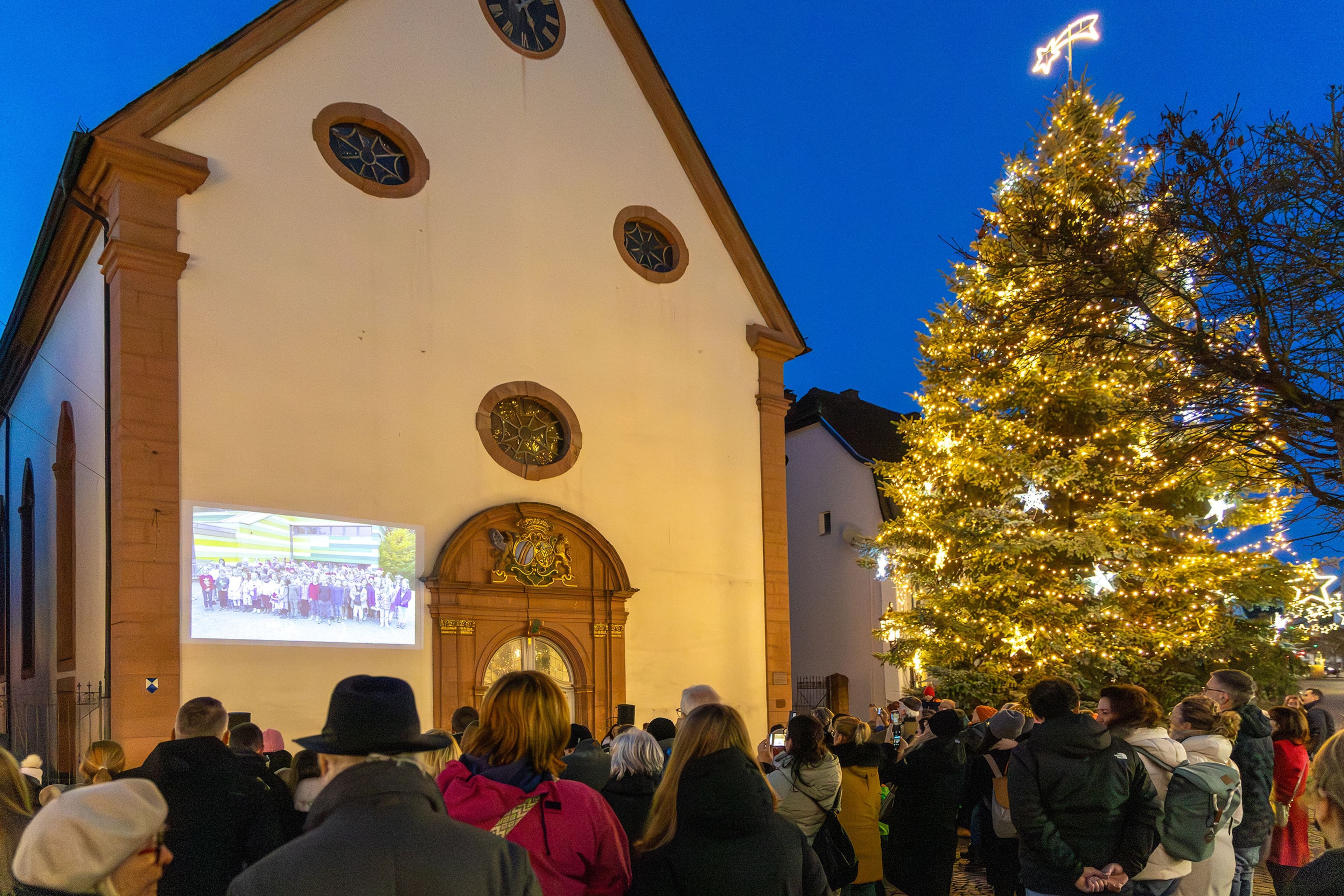 Digitaler Adventskalender erweckt St. Ingberts Innenstadt zum Leben