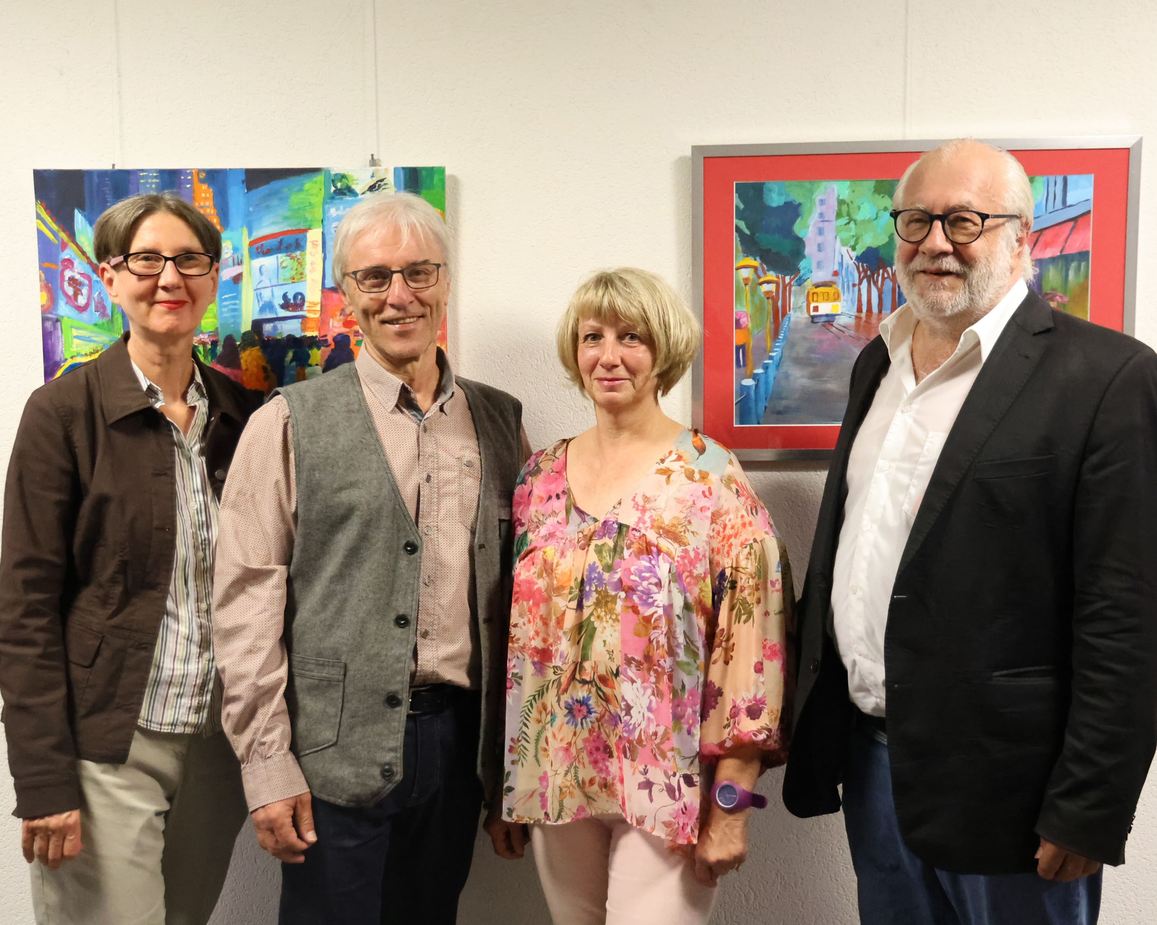 Farb-Effekte: Dorothee Willies Malerei in St. Ingbert