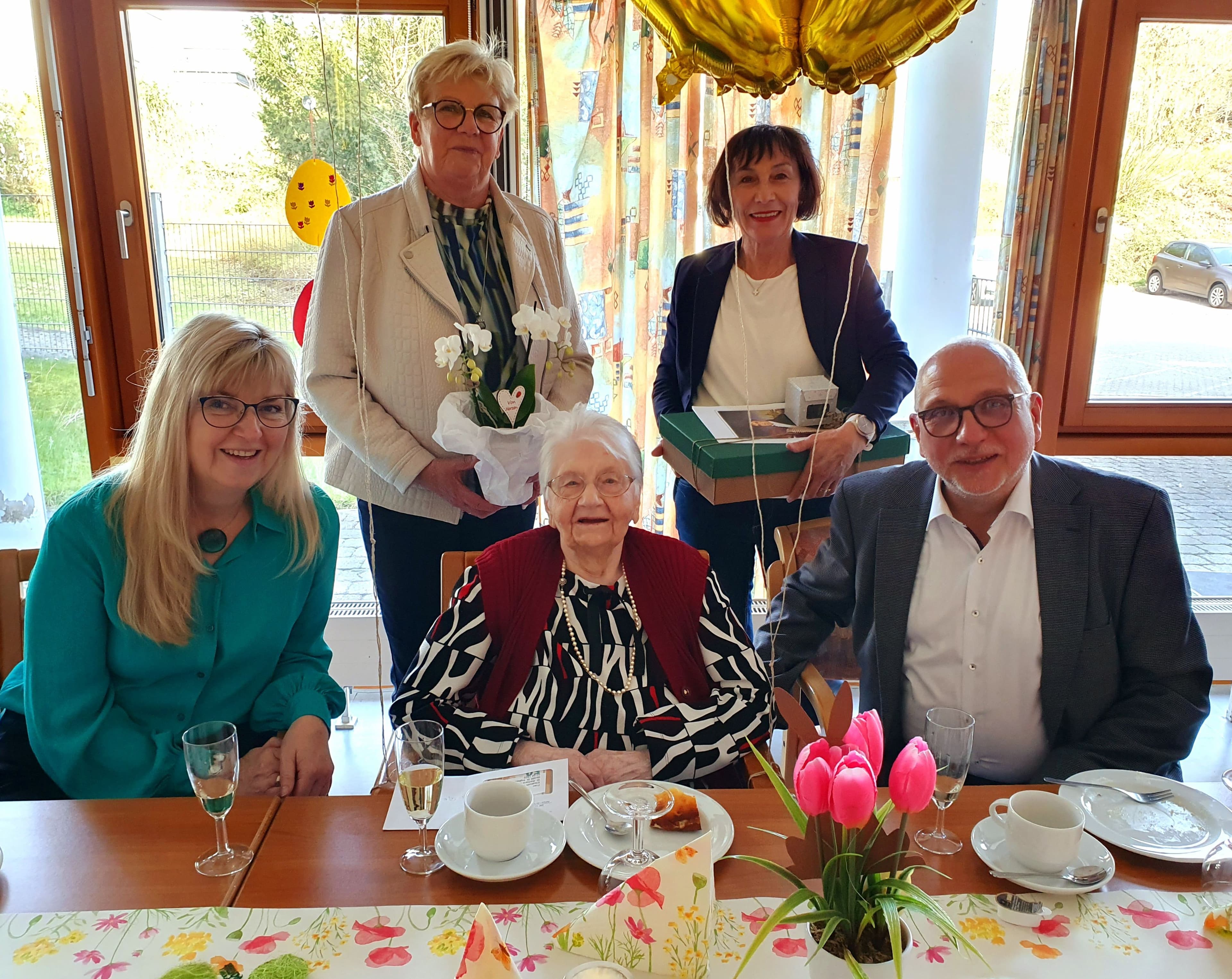 St. Ingbert feiert 100 Jahre Elisabeth Wiechert