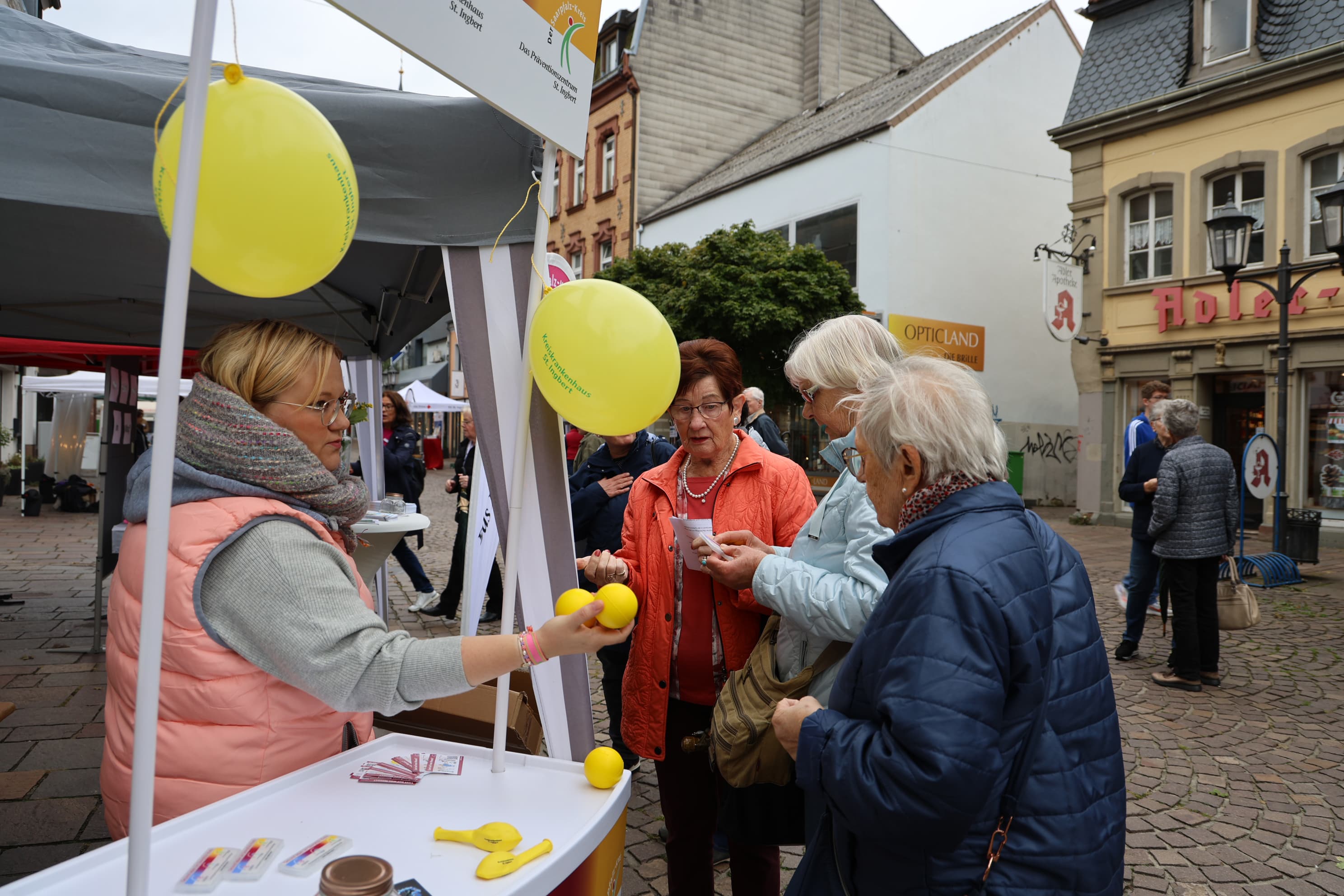 Beim Memory-Walk 2025 kamen viele interessierte Besucherinnen und Besucher.