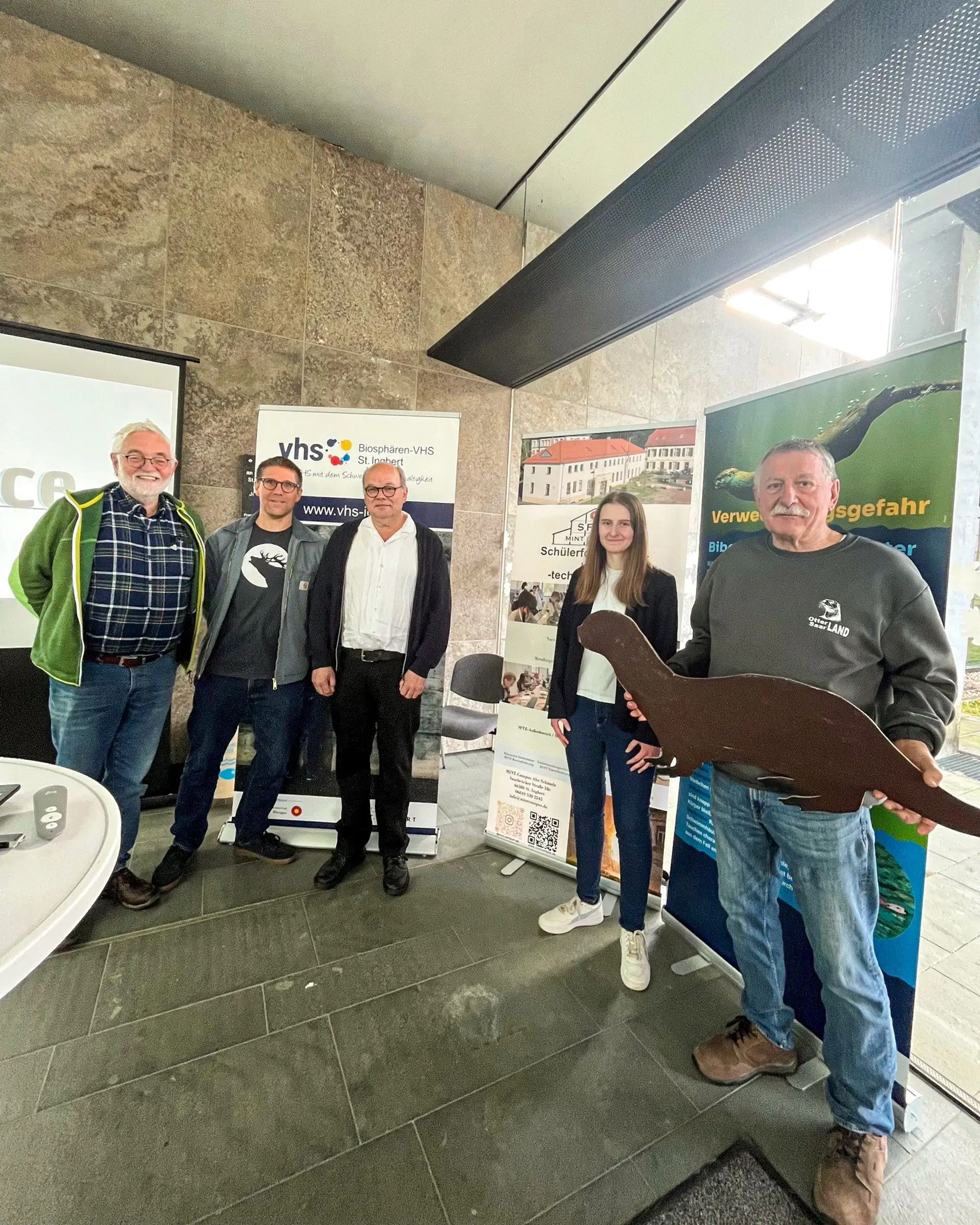 Fischotter-Ausstellung im Rathaus sorgt für Aufsehen